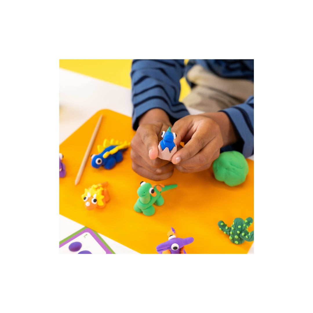 MOLDEA Y JUEGA DINOSAURIOS